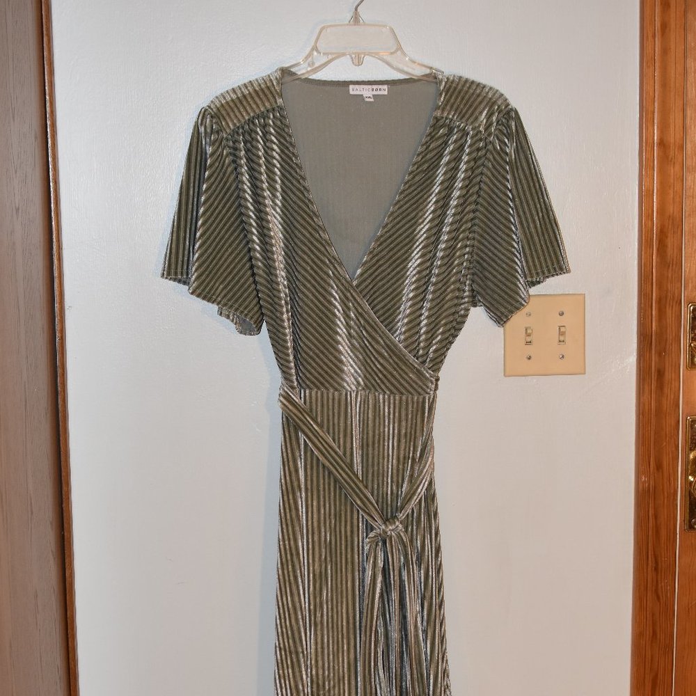 Baltic Born Andi Ribbed Velvet Wrap Dress in Dusty Sage Size XXL